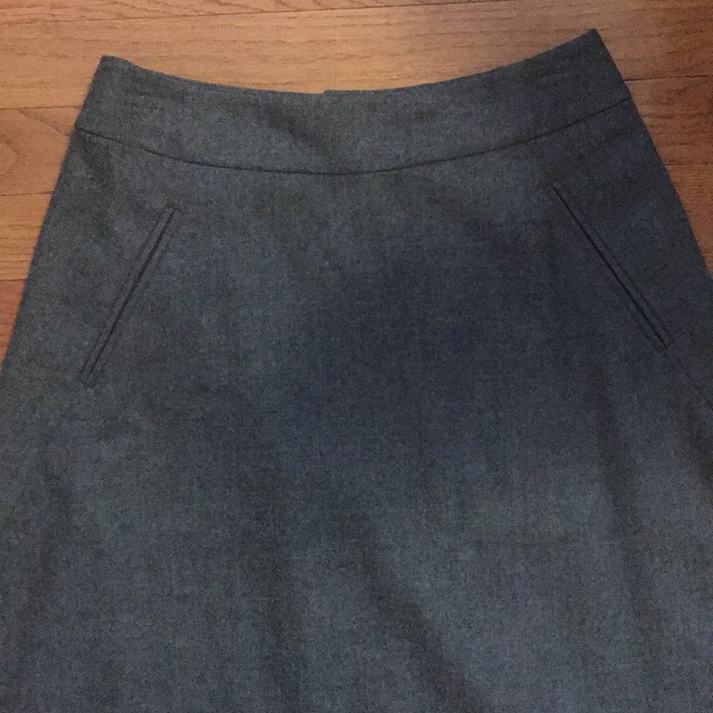 Banana Republic wool skirt - Picture 2 of 6